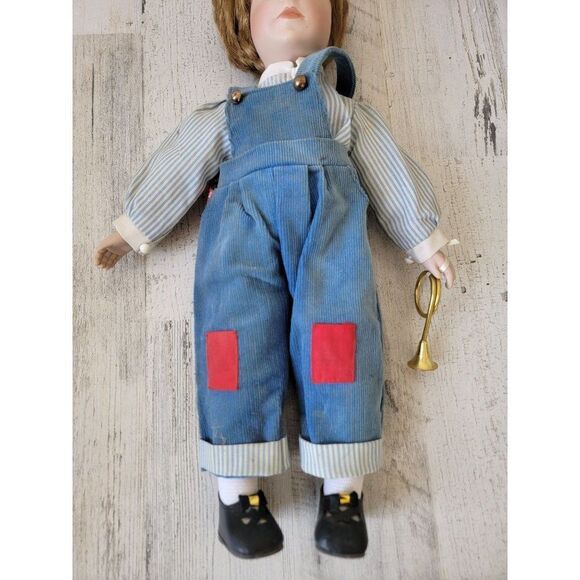 Design debut porcelain doll little boy blue collectible - Picture 2 of 13